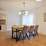 Premium I Kostenloses Parken I Home2share * Osnabrueck